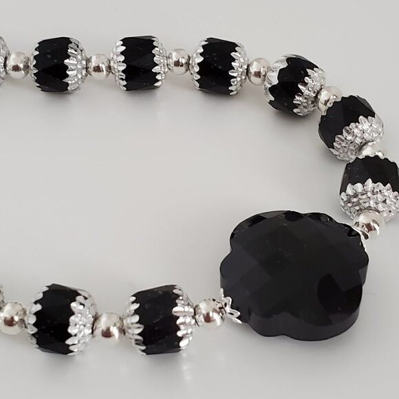 Black & silver necklace - Handmade (NEW) - Picture 4 of 4